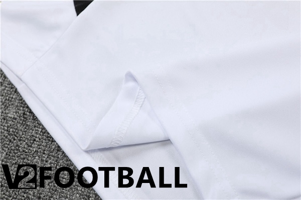 Bayern Munich Training T Shirt + Shorts White 2022/2023