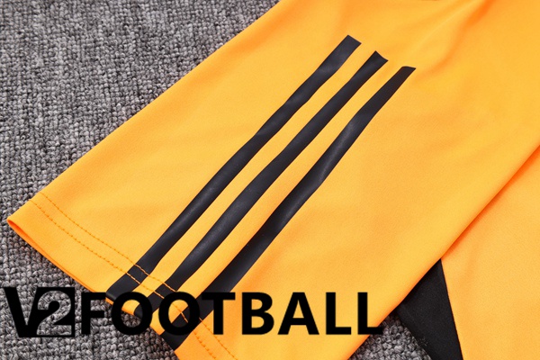 SC Internacional Training T Shirt + Shorts Orange 2023/2024