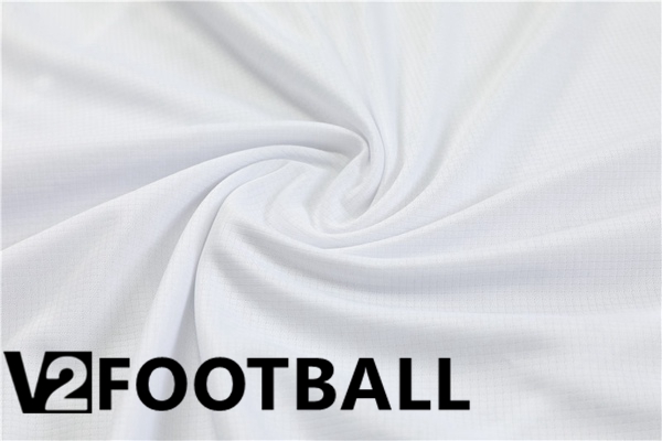 Juventus Training T Shirt + Shorts White 2023/2024