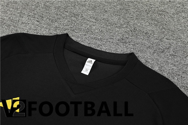 Juventus Training T Shirt + Shorts Black 2023/2024