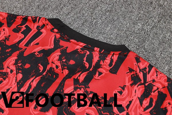 Manchester United Training T Shirt + Shorts Red Black 2023/2024