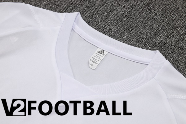 Bayern Munich Training T Shirt + Shorts White 2023/2024