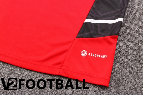 Manchester United Training T Shirt + Shorts Red 2022/2023