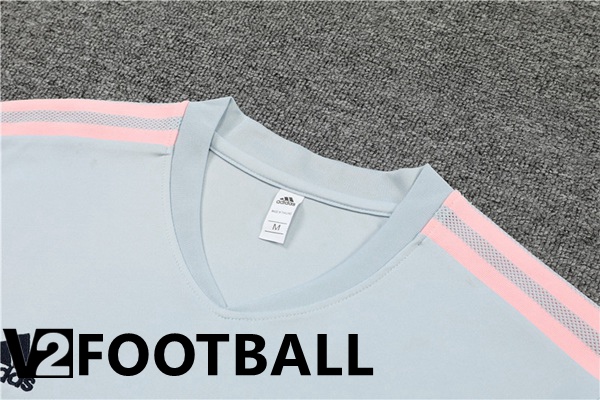 Arsenal Training T Shirt + Shorts White 2022/2023