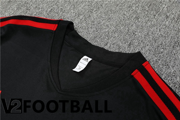 Bayern Munich Training T Shirt + Shorts Black 2022/2023