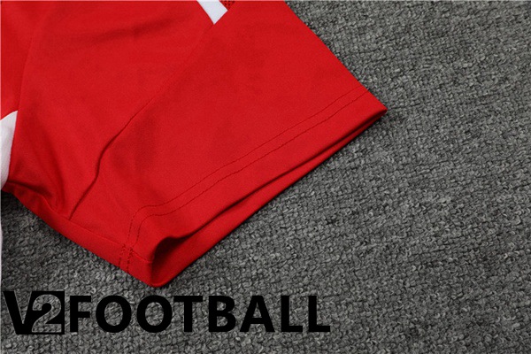 Manchester United Training T Shirt + Shorts Red 2022/2023